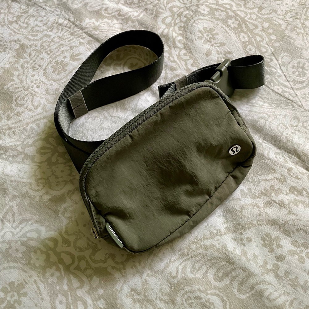 Lululemon Belt Bag Green Sage